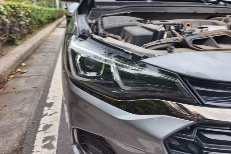 Used Chevrolet Monza 2022 Light Hybrid RS 330T Automatic Comfort Edition Right Front Headlight