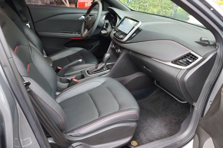 Used Chevrolet Monza 2022 Light Hybrid RS 330T Automatic Comfort Edition Right Front Seat