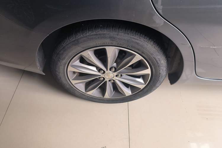 Used Chevrolet Monza 2022 320 Automatic Enjoyment Sunroof Version Right Rear Wheel Hub