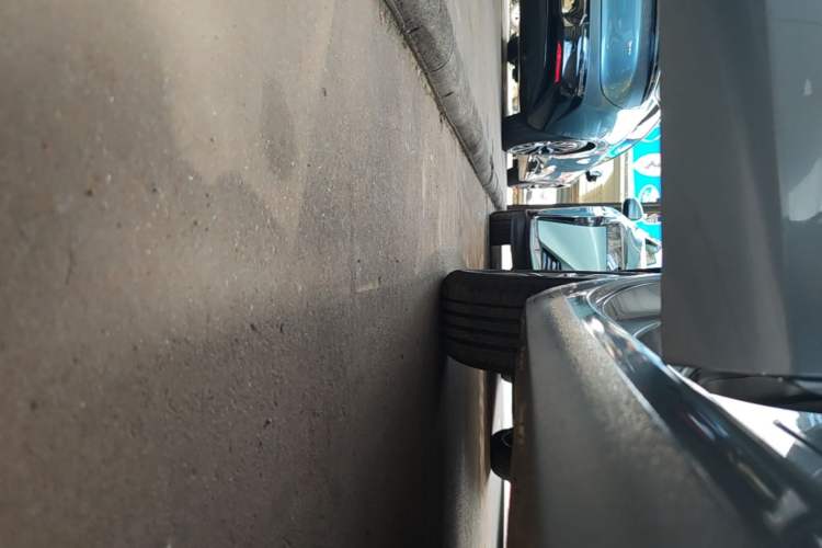 Used Chevrolet Monza 2022 320 Automatic Enjoyment Sunroof Version Right Side Sill