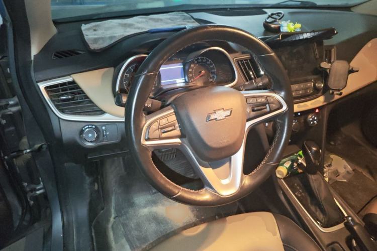 Used Chevrolet Monza 2022 320 Automatic Enjoyment Sunroof Version Steering Wheel