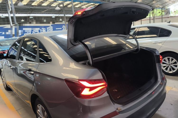 Used Chevrolet Monza 2022 320 Automatic Enjoyment Sunroof Version Trunk
