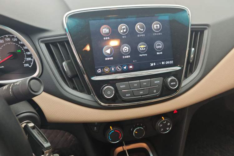 Used Chevrolet Monza 2022 320 Automatic Enjoyment Edition Audio And AC Panel
