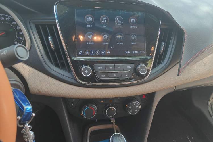 Used Chevrolet Monza 2022 320 Automatic Enjoyment Sunroof Version Audio And AC Panel