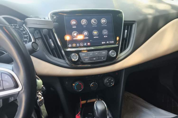 Used Chevrolet Monza 2022 320 Automatic Enjoyment Sunroof Version Audio And AC Panel