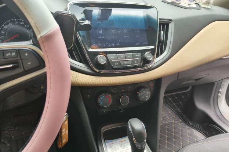 Used Chevrolet Monza 2022 320 Automatic Enjoyment Sunroof Version Audio And AC Panel