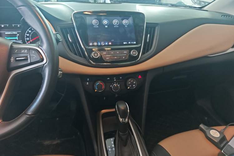 Used Chevrolet Monza 2022 320 Automatic Enjoyment Sunroof Version Audio And AC Panel