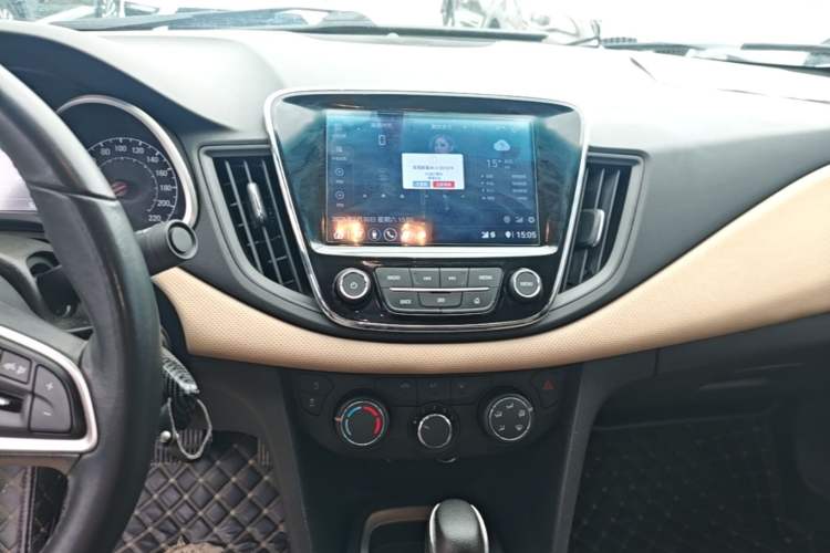 Used Chevrolet Monza 2022 320 Automatic Enjoyment Edition Audio And AC Panel