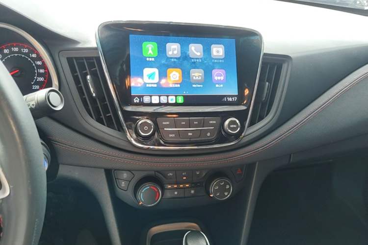 Used Chevrolet Monza 2022 Light Hybrid RS 330T Automatic Comfort Edition Audio And AC Panel