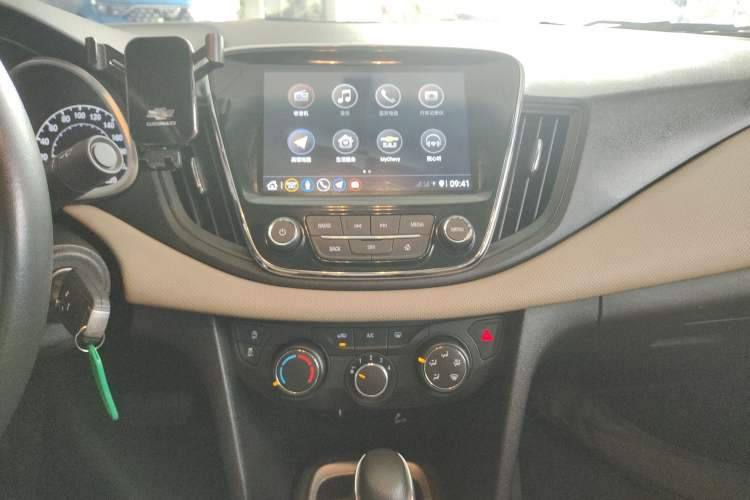 Used Chevrolet Monza 2022 320 Automatic Enjoyment Sunroof Version Audio And AC Panel