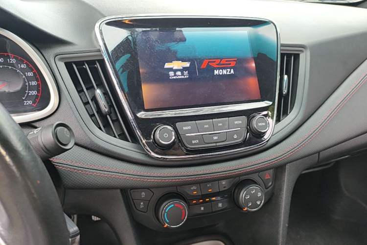 Used Chevrolet Monza 2022 Light Hybrid RS 330T Automatic Comfort Edition Audio And AC Panel