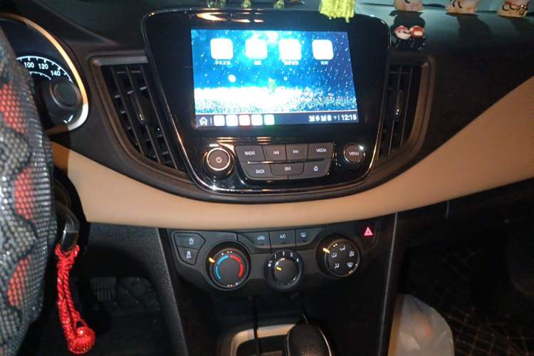 Used Chevrolet Monza 2022 320 Automatic Enjoyment Sunroof Version Audio And AC Panel