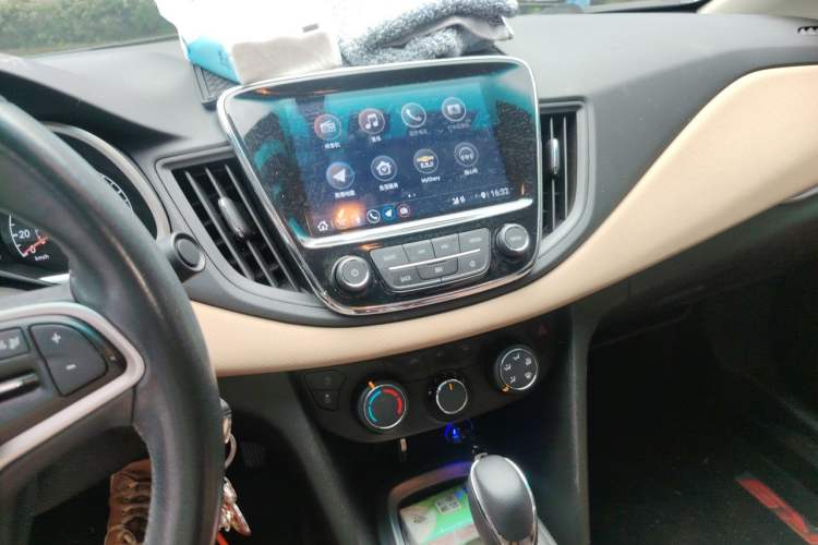 Used Chevrolet Monza 2022 320 Automatic Enjoyment Edition Audio And AC Panel