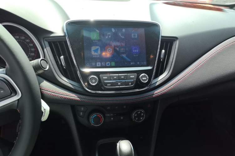 Used Chevrolet Monza 2022 Light Hybrid RS 330T Automatic Comfort Edition Audio And AC Panel