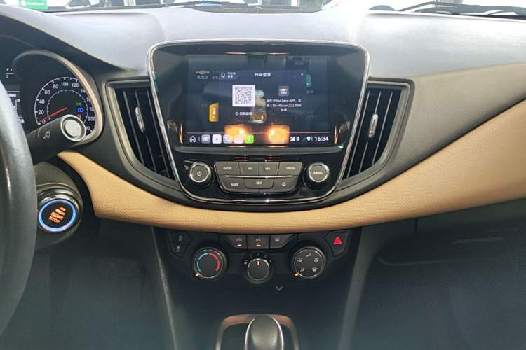 Used Chevrolet Monza 2022 320 Automatic Enjoyment Sunroof Version Audio And AC Panel
