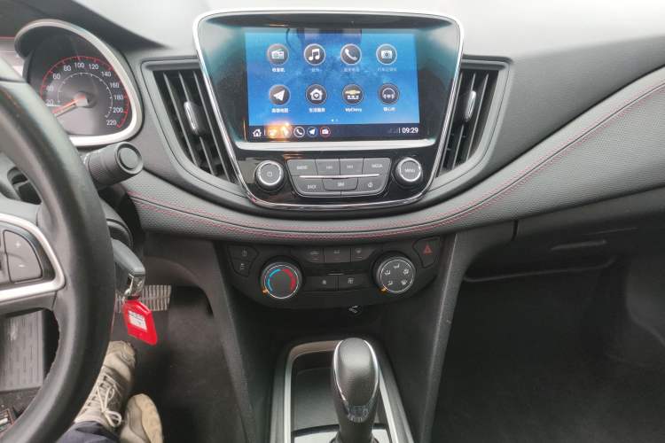 Used Chevrolet Monza 2022 Light Hybrid RS 330T Automatic Comfort Edition Audio And AC Panel