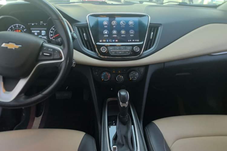 Used Chevrolet Monza 2022 320 Automatic Enjoyment Sunroof Version Audio And AC Panel