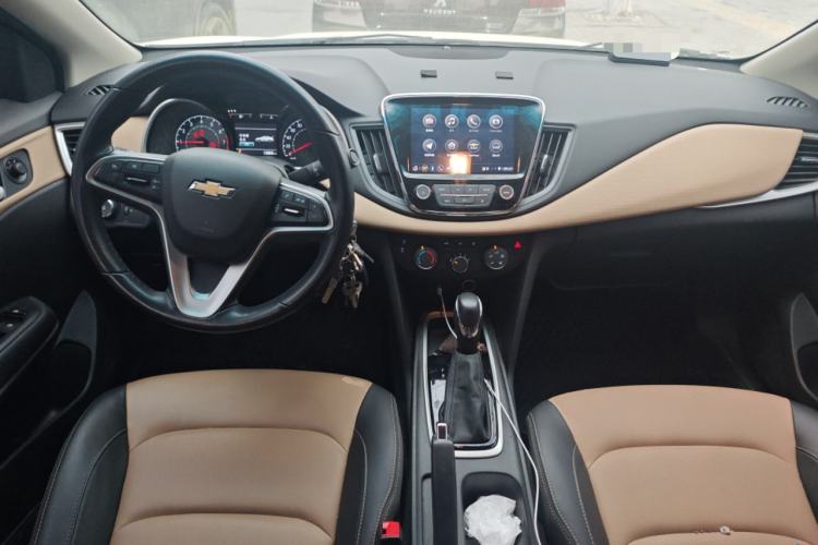 Used Chevrolet Monza 2022 320 Automatic Enjoyment Edition Center Console
