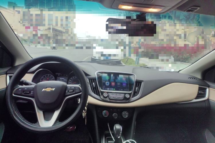 Used Chevrolet Monza 2022 320 Automatic Enjoyment Sunroof Version Center Console