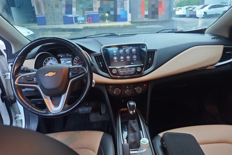 Used Chevrolet Monza 2022 320 Automatic Enjoyment Sunroof Version Center Console