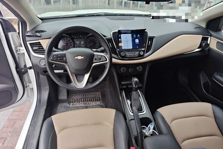 Used Chevrolet Monza 2022 320 Automatic Enjoyment Edition Center Console