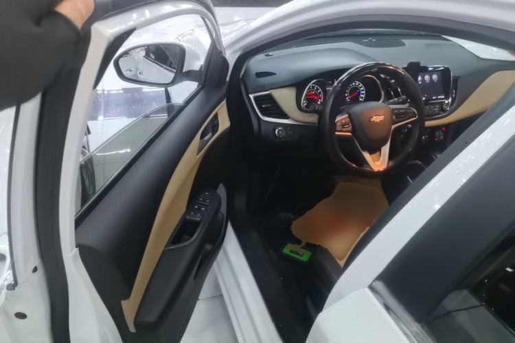 Used Chevrolet Monza 2022 320 Automatic Enjoyment Sunroof Version Driver Seat