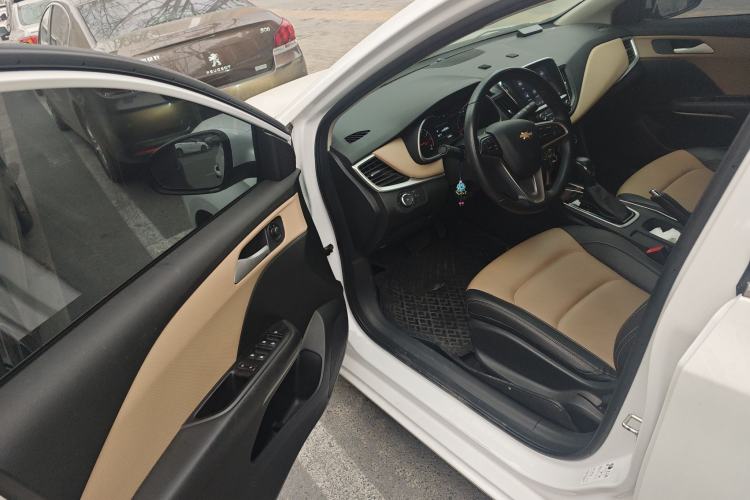 Used Chevrolet Monza 2022 320 Automatic Enjoyment Edition Driver Seat