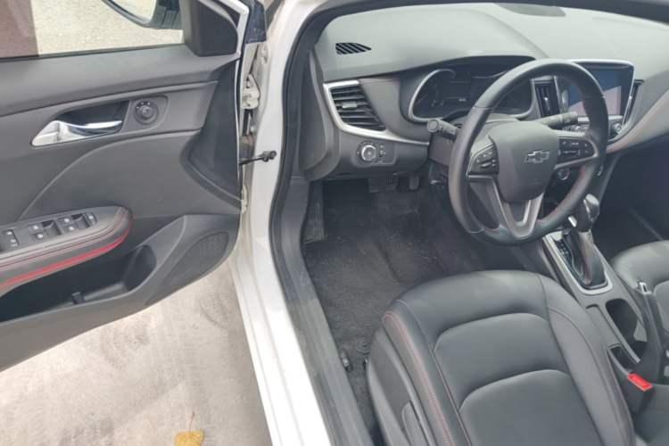 Used Chevrolet Monza 2022 Light Hybrid RS 330T Automatic Comfort Edition Driver Seat