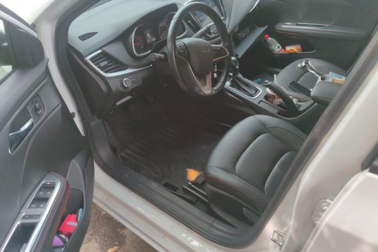 Used Chevrolet Monza 2022 Light Hybrid RS 330T Automatic Comfort Edition Driver Seat