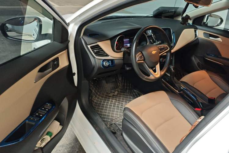 Used Chevrolet Monza 2022 320 Automatic Enjoyment Edition Driver Seat