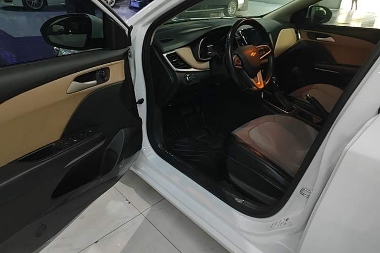 Used Chevrolet Monza 2022 320 Automatic Enjoyment Sunroof Version Driver Seat