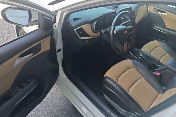 Used Chevrolet Monza 2022 320 Automatic Enjoyment Sunroof Version Driver Seat