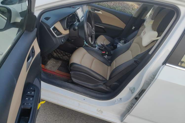 Used Chevrolet Monza 2022 320 Automatic Enjoyment Sunroof Version Driver Seat