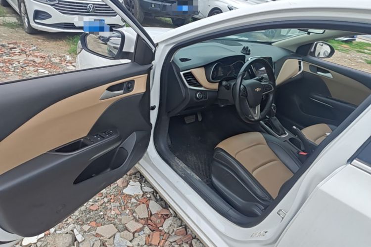 Used Chevrolet Monza 2022 320 Automatic Enjoyment Sunroof Version Driver Seat