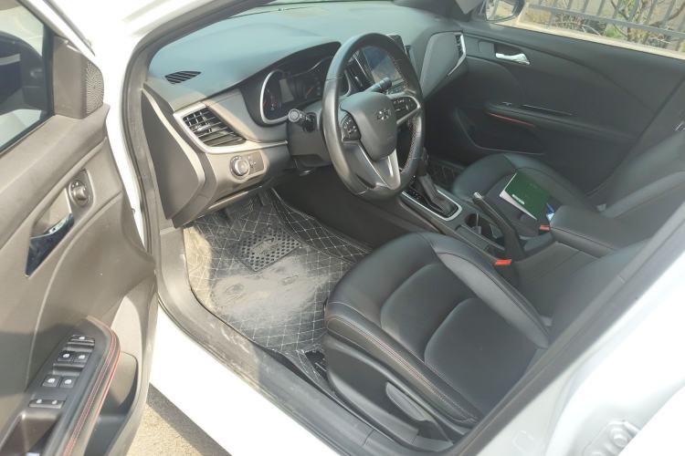 Used Chevrolet Monza 2022 Light Hybrid RS 330T Automatic Comfort Edition Driver Seat