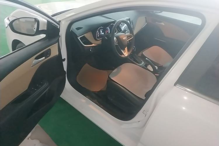 Used Chevrolet Monza 2022 320 Automatic Enjoyment Sunroof Version Driver Seat