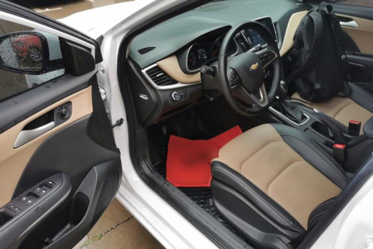 Used Chevrolet Monza 2022 320 Automatic Enjoyment Sunroof Version Driver Seat