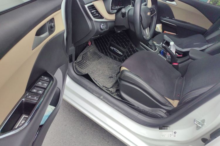 Used Chevrolet Monza 2022 320 Automatic Enjoyment Sunroof Version Driver Seat