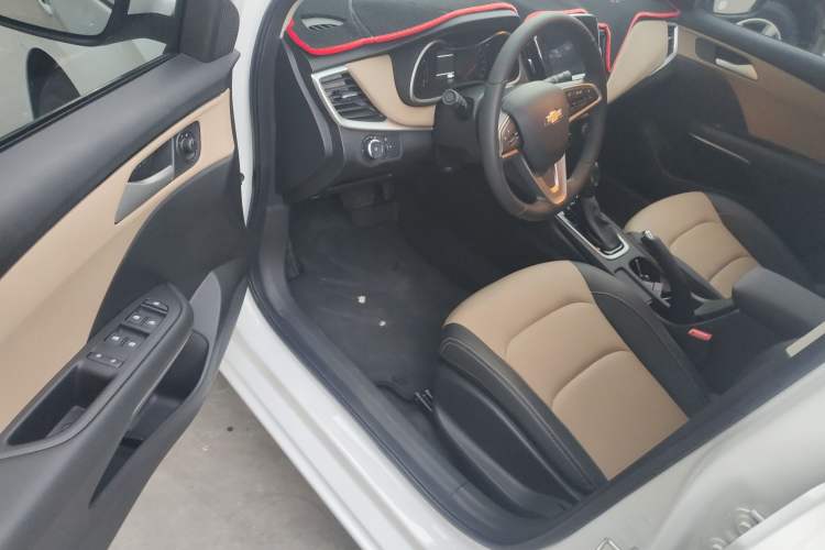 Used Chevrolet Monza 2022 320 Automatic Enjoyment Edition Driver Seat