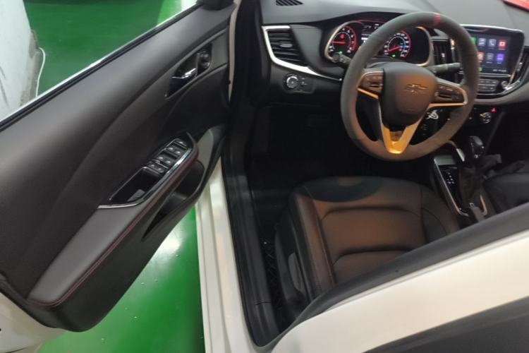 Used Chevrolet Monza 2022 Light Hybrid RS 330T Automatic Comfort Edition Driver Seat