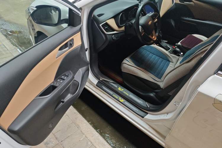 Used Chevrolet Monza 2022 320 Automatic Enjoyment Edition Driver Seat