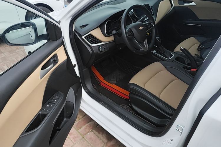 Used Chevrolet Monza 2022 320 Automatic Enjoyment Sunroof Version Driver Seat