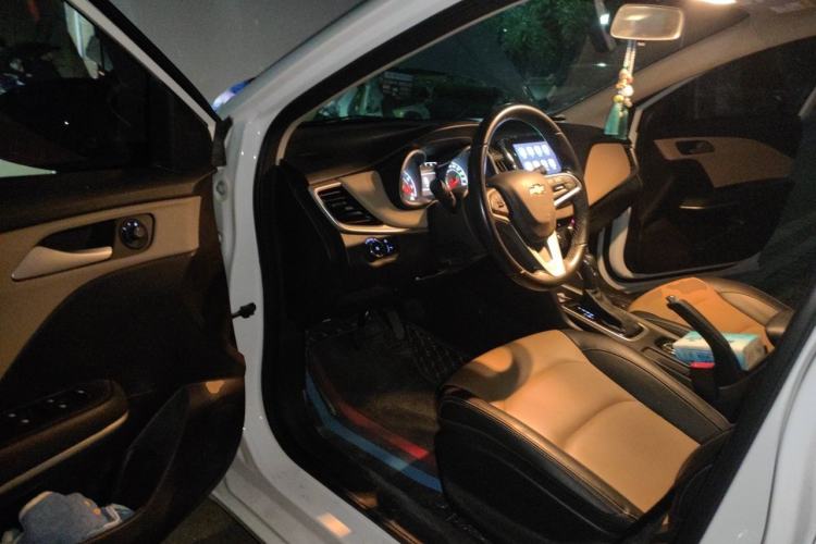 Used Chevrolet Monza 2022 320 Automatic Enjoyment Sunroof Version Driver Seat