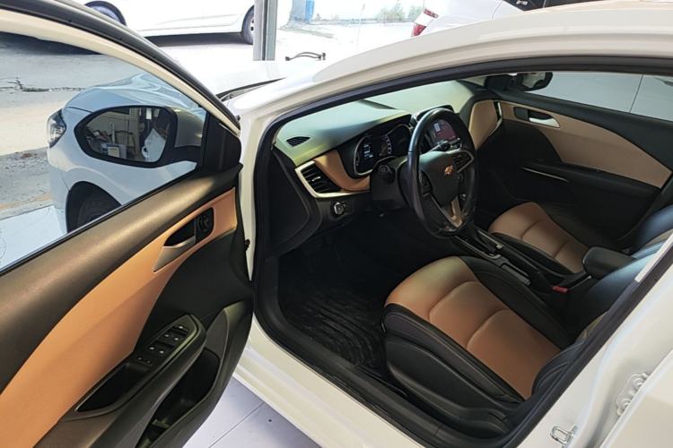 Used Chevrolet Monza 2022 320 Automatic Enjoyment Sunroof Version Driver Seat