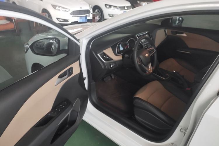 Used Chevrolet Monza 2022 320 Automatic Enjoyment Edition Driver Seat