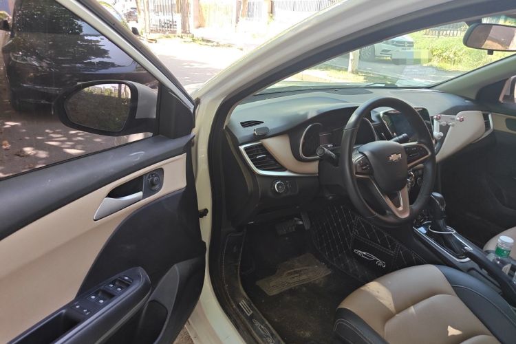 Used Chevrolet Monza 2022 320 Automatic Enjoyment Sunroof Version Driver Seat