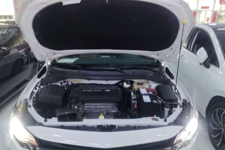 Used Chevrolet Monza 2022 320 Automatic Enjoyment Sunroof Version Engine Bay