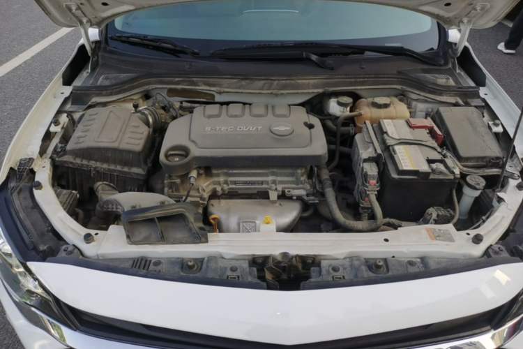 Used Chevrolet Monza 2022 320 Automatic Enjoyment Sunroof Version Engine Bay