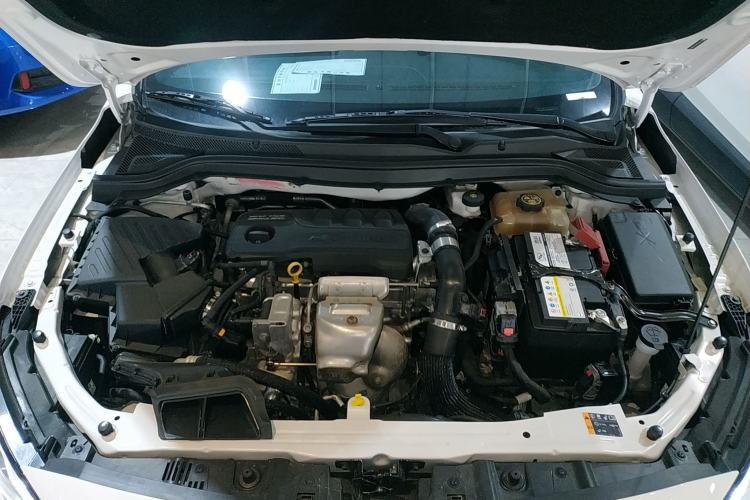 Used Chevrolet Monza 2022 Light Hybrid RS 330T Automatic Comfort Edition Engine Bay