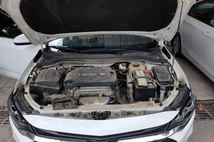 Used Chevrolet Monza 2022 320 Automatic Enjoyment Sunroof Version Engine Bay